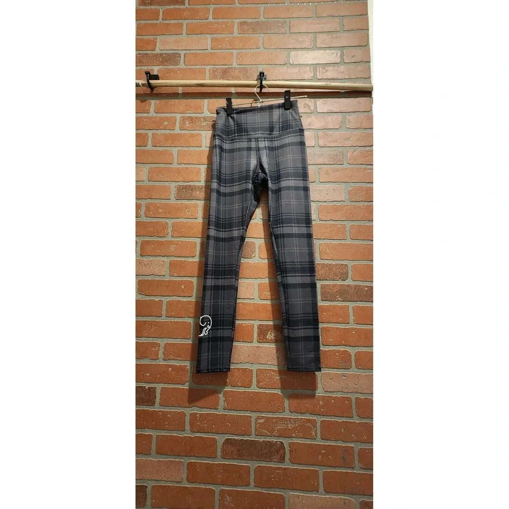 Ivory‎ Ella Small Leggings Pants New W Tag.                                Bin 2
